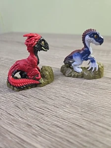 Jurassic World Dominion Pyroraptor & Therizinosaurus Dinosaurier Micro Lot. - Bild 1 von 7