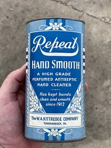 RARE VINTAGE REPEAT KITTREDGE HAND CLEANER TALC TIN FLOWER DESIGN TUNKHANNOCK PA - Picture 1 of 7