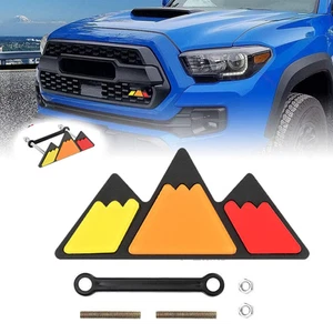Tri-Color Grille Badge Emblem For Toyota Tacoma 4Runner Tundra Car Hhwxlcuwrdfta - Foto 1 di 11