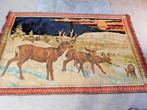 Vintage ,Heavy, Fringe  Tapestry 4' X 6' Wall Hanging with Deer ~ FREE SHIP~ - Imagen 1 de 10