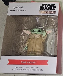2021 Hallmark Christmas Ornament - Disney/Star Wars THE CHILD 'Mandalorian' P - Picture 1 of 1