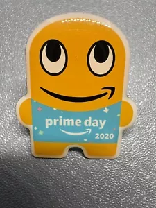 Prendedor Amazon Employee Peccy 2020 Safety Prime Day trabajador duro trabajo divertido coleccionable - Imagen 1 de 6
