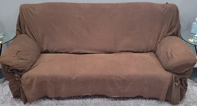 MA) Funda para sofá de 3 asientos Room Essentials marrón chocolate gamuza suave Foto 1 de 4
