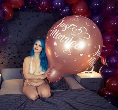 1 x Sempertex 36" Giant Balloon JUST MARRIED * Rose Gold * - Image 1 of 2