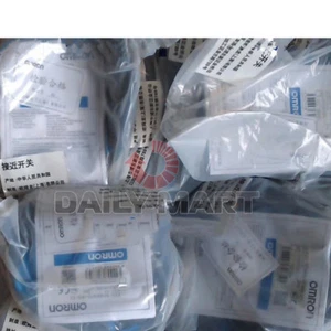 Brand New in Box Omron E2A-S08LN04-WP-B1 - Picture 1 of 1