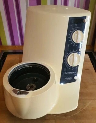 VORWERK THERMOMIX TM21 FOOD PROCESSOR WITH COOKING FUNCTION BASIC UNIT *EXCELLENT* - Image 1 of 4