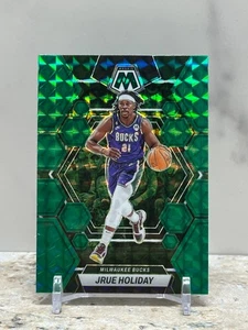 2022-23 Panini Mosaic Green Prizm Jrue Holiday Milwaukee Bucks # Base Parallel - Picture 1 of 6