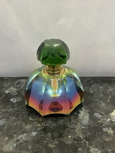 Botella de perfume de cristal de prisma reflectante iridiscente arco iris vintage - Imagen 1 de 3
