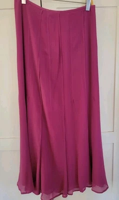Talbots 100% Silk Lined Maxi Skirt Size 4  Purple Classic Vintage - Image 1 of 3