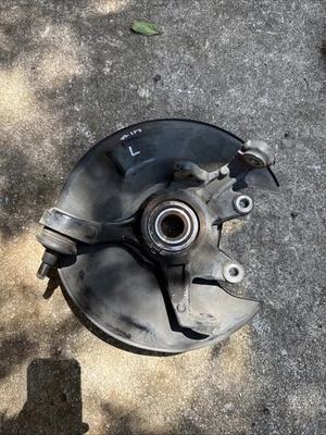 2003 honda s2000 Ap1 00-03 rear left driver side knuckle #117 - Image 1 of 3