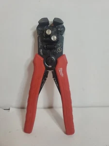 Herramienta de pelado de cables Milwaukee de cobre autoajustable 1 - Imagen 1 de 3