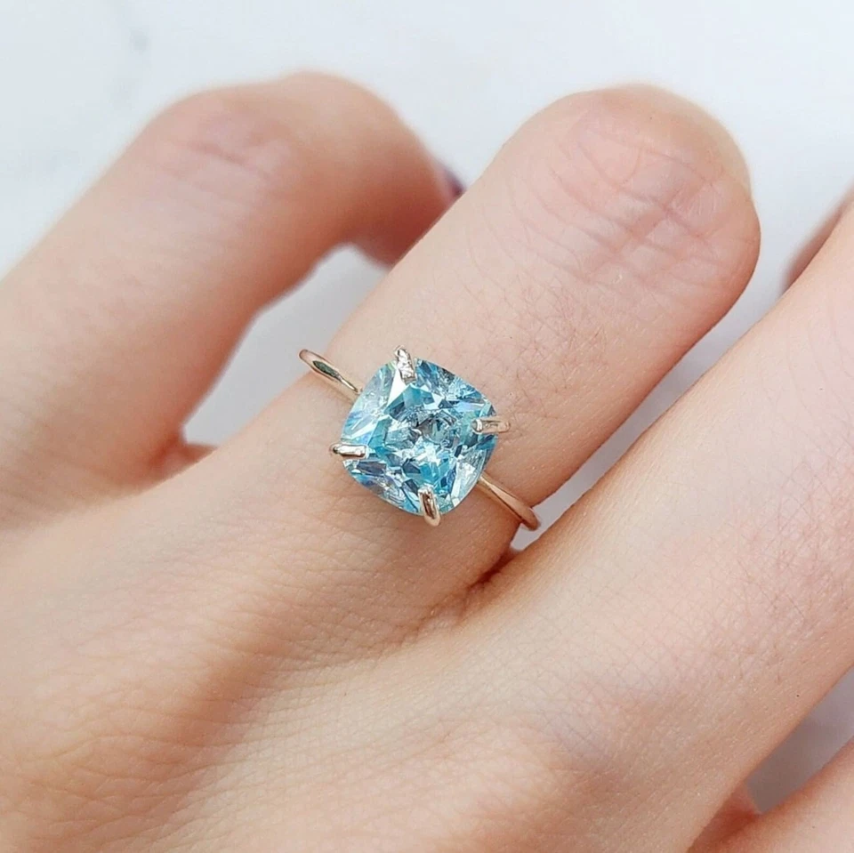 Anillo de compromiso Art Deco plateado chapado en oro blanco aguamarina natural corte cojín Foto 1 de 4