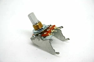 FENDER CONTROL SNAPIN 1M 5A TAPER 180 MINI D-SHAFT POTENTIOMETER 0096458000 - Picture 1 of 1