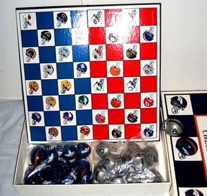 NFL CHECKERS DRAUGHTS GAME DENVER BRONCOS v OAKLAND RAIDERS Football 1993 - Picture 1 of 5