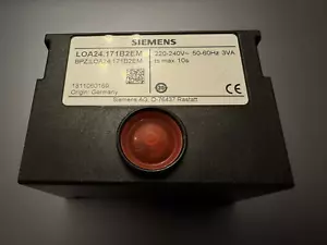 SIEMENS LOA24.171B2EM Burner Controller - Imagen 1 de 5
