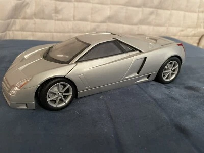 1:18 Cadillac Cien Concept Car Hot Wheels Mattel Rarità - Immagine 1 di 4