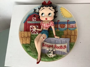 Betty Boop Kissing Booth Collector 3D Plate/Danbury Mint - Picture 1 of 8