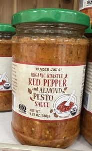 TRADER JOES ORGANIC ROASTED RED PEPPER AND ALMOND PESTO SAUCE! DELICIOUS! 🔥 - Picture 1 of 2