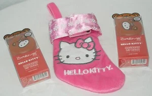 Bálsamo labial Hello Kitty The Creme Shop PLUS mini medias de Navidad nuevas con etiquetas - Imagen 1 de 7