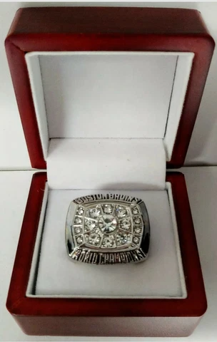 Bobby Orr - 1972 Boston Bruins Stanley Cup Ring With Wooden Display Box Cover