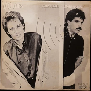 Daryl Hall & John Oates - Voices (LP, Album) (Near Mint (NM or M-)) - Picture 1 of 5