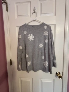 Talbots Gray Snowflake Tunic Style Sweater- Size LP - Picture 1 of 2