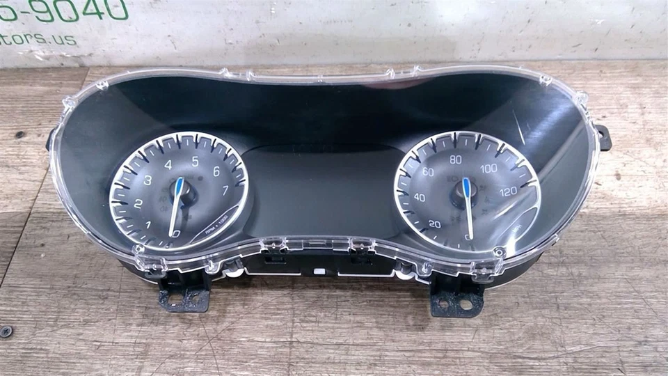 2022 CHRYSLER PACIFICA INSTRUMENT CLUSTER 68529067AA - Image 1 of 4