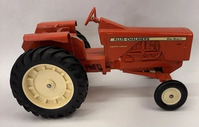 Tractor de juguete Ertl Allis Chalmers One-Ninety XT 1/16 diecast naranja años 60 de colección Foto 1 de 4