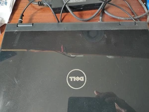 Dell Vostro 1510 Laptop with Windows 10 - Picture 1 of 6