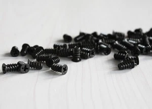 10x Black Computer PC Fan Mounting Screws 10mm Length - Afbeelding 1 van 4