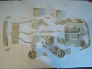 Pocher Ferrari F40 1/8 LM Transkit Pilot - Zdjęcie 1 z 1