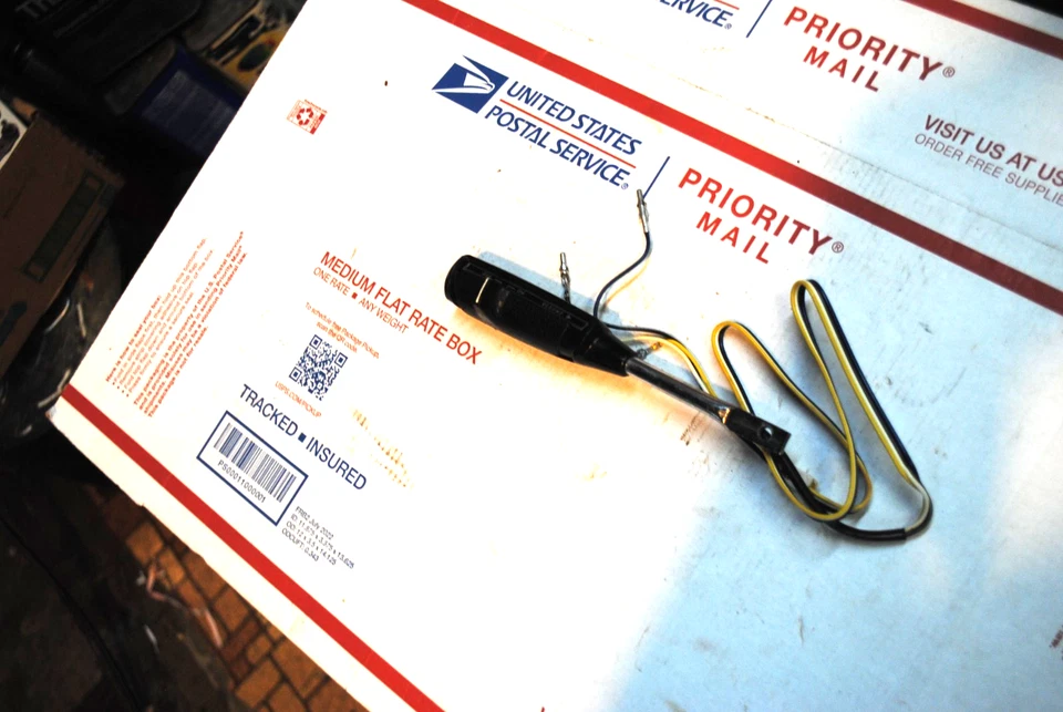 Nuevo de Lote Antiguo Mopar 1976 77 78 79 Chrysler Cordoba Dodge Cargador Magnum Interruptor de Crucero Foto 1 de 1