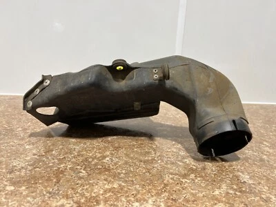 MITSUBISHI EXPO LRV 1993 admisión de aire colector conducto 1,8 L Foto 1 de 3