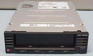 DELL VS160 INTERNAL 80/160 GB TAPE DRIVE 110T  Nice! - Picture 1 of 1