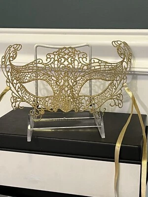  Authentic ITALIAN Hand Made - GOLD LACE Masquerade Ball / Costume Mask BNWT - Image 1 of 4