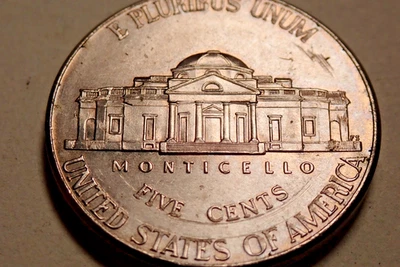 2016 P Jefferson nickel ERROR STRUCK THROUGH RING - Image 1 of 4