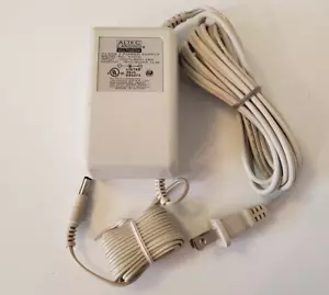 Alimentatore Altec Lansing Modello A3376 15V 800 mA Uscita 12VA - Foto 1 di 3