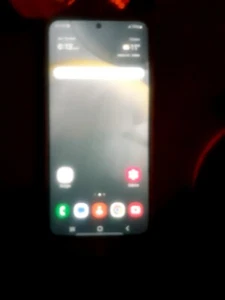 Samsung S24 neuf seulement 450$ pas cher modèle s901 - Photo 1 sur 6