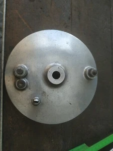 4.4 Norton Atlas Commando roadholder Brake plate Bremsankerplatte Trommel Front - Picture 1 of 11