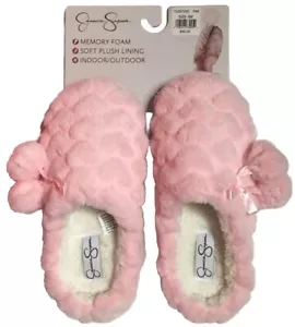 JESSICA SIMPSON PLUSH HEARTS 💕 DESIGN SLIPPERS WOMENS Size S (6-7) PINK NWT - Picture 1 of 5