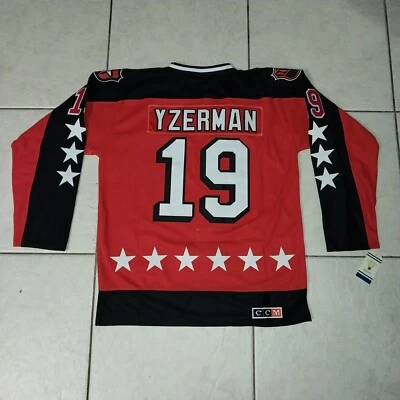 Steve Yzerman CCM 1984 CAMPBELL CONFERENCIA ALL STAR RETROCESO. TALLA L/NUEVO CON ETIQUETAS. Foto 1 de 4