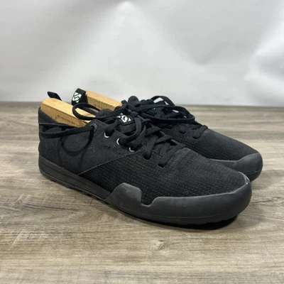Zapato Five Ten Urban Approach tallas 9 para hombre - negro Foto 1 de 4