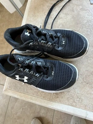 Under Armour Mujer Micro G Motion 1301794-1 Negro Zapatos para Correr Tenis Talla 8.5 Foto 1 de 4