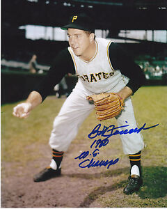 BOB FRIEND  PITTSBURGH PIRATES  1960 WS CHAMPS  ACTION SIGNED 8x10