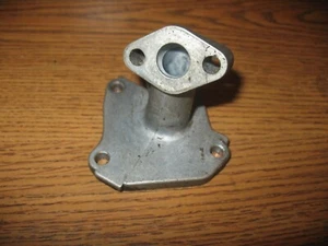 1982 NU50 A CARB INTAKE PIPE HOLDER HONDA URBAN EXPRESS NU 50 A 17100-GC1-000 - Bild 1 von 3