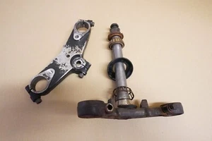 Suzuki Gsxr gsxr400 400 GK71 1986 set of fork yokes clamps suspension - Picture 1 of 8