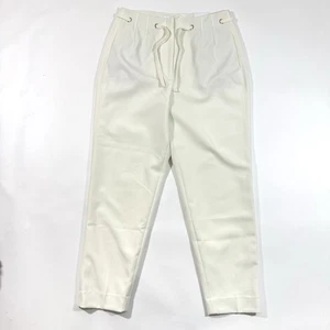 New White House Black Market Tapered Ankle Pants Grommet Details Ecru Size 8 - Picture 1 of 8