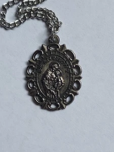 Vintage Necklace Beautiful Silver Tone St Anthony Pendant- Patron of Lost Items - Picture 1 of 3