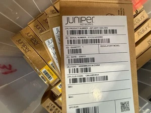 New Sealed Juniper JNP-QSFP-100G-SR4 100Gbase 850nm QSFP28 100GbE 100G - Picture 1 of 2