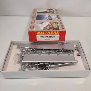Walthers 932-5951 HO Union Pacific DIFCO auto con cassone ribaltabile laterale UP 908104 - Foto 1 di 3